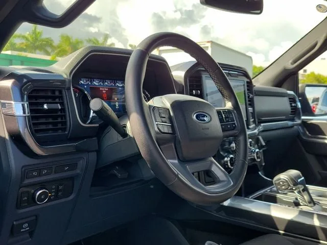 2023 Ford F-150 XLT photo 10