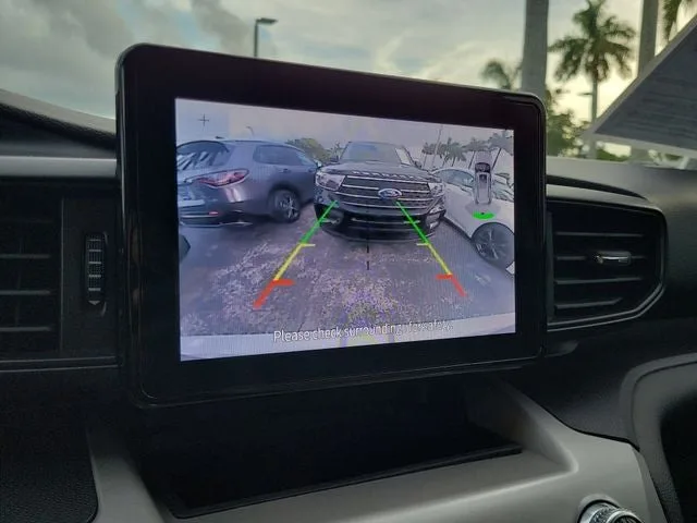 2023 Ford Explorer Base photo 20