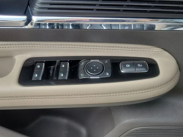 2022 Lincoln Corsair Standard photo 17