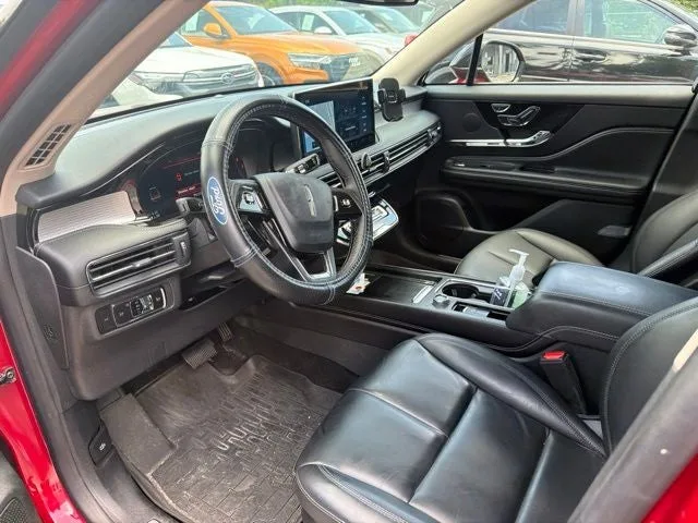 2025 Lincoln Corsair Premiere photo 3