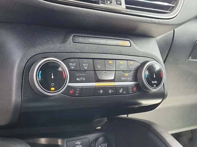 2024 Ford Escape ST-Line photo 26