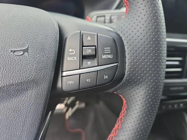 2023 Ford Escape ST-Line Select photo 21