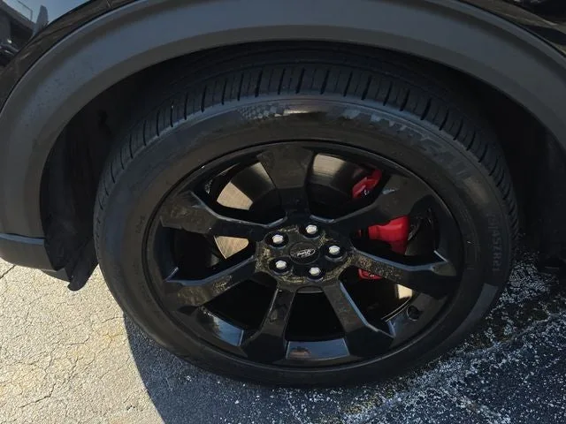 2023 Ford Explorer ST photo 5