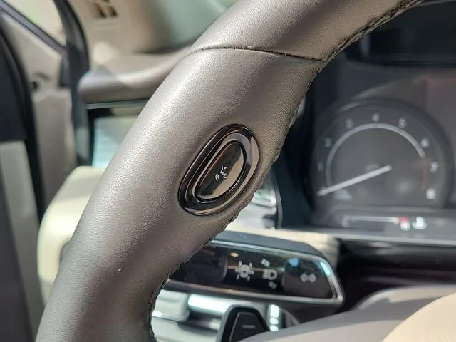 2022 Lincoln Corsair Standard photo 21