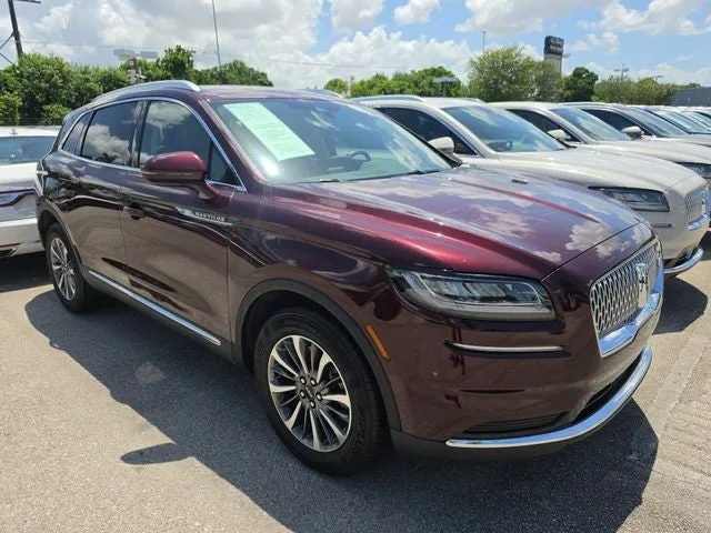 2023 Lincoln Nautilus Standard photo 20