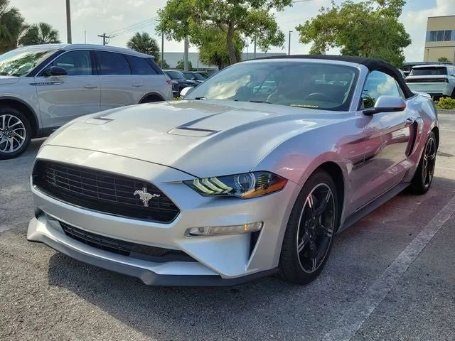 2019 Ford Mustang GT Premium California Special Package photo 7