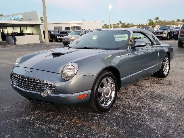 2005 Ford Thunderbird Base photo 29