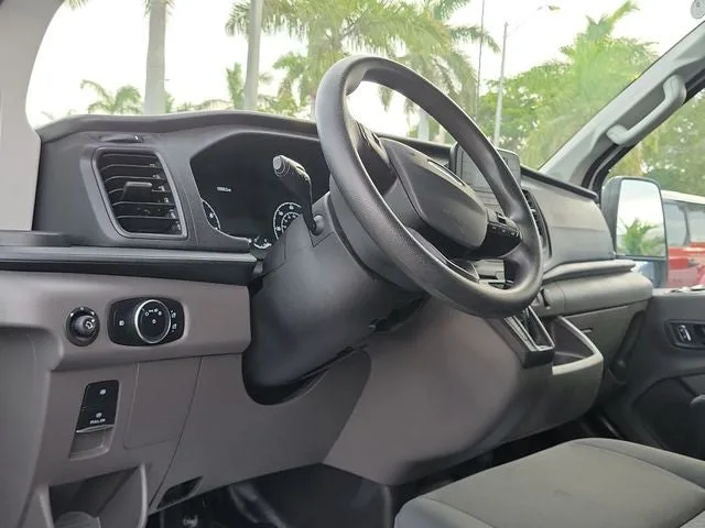 2025 Ford Transit-250 Base photo 15