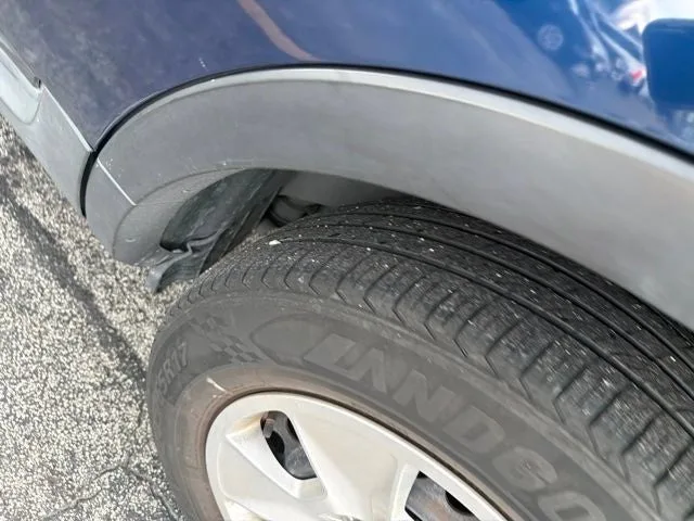 2012 Ford Explorer Base photo 8