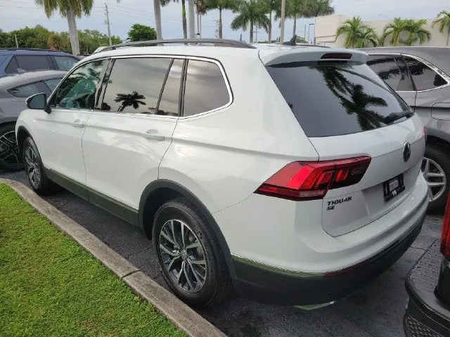 2020 Volkswagen Tiguan 2.0T SE photo 4