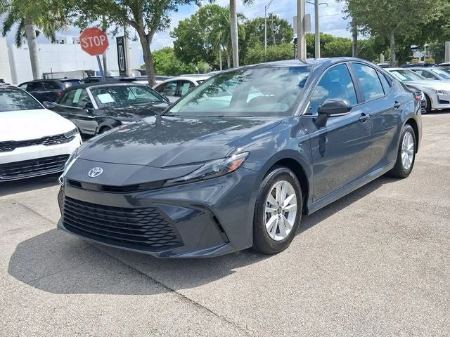 2026 Toyota Camry LE photo 2