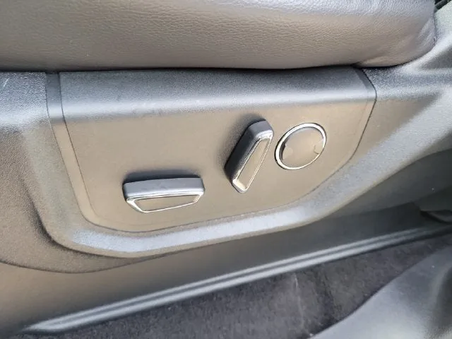 2019 Ford Expedition Limited photo 13