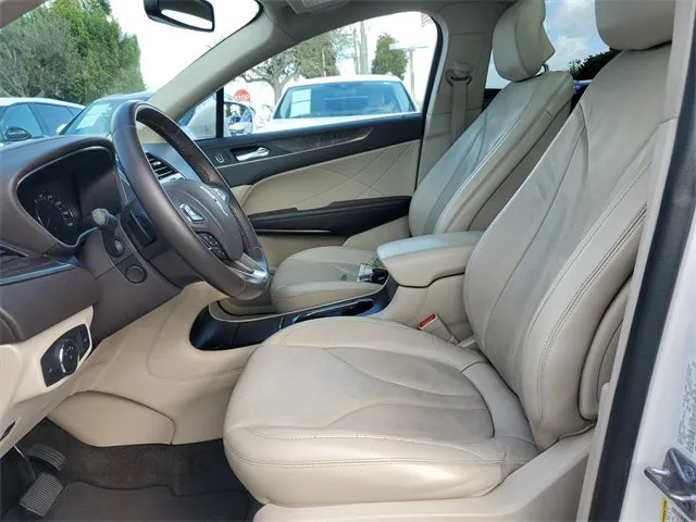 2019 Lincoln MKC Reserve photo 13