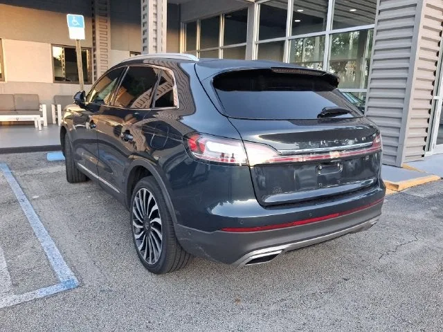2023 Lincoln Nautilus Black Label photo 4