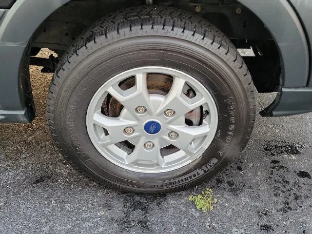 2015 Ford Transit-250 Base photo 16