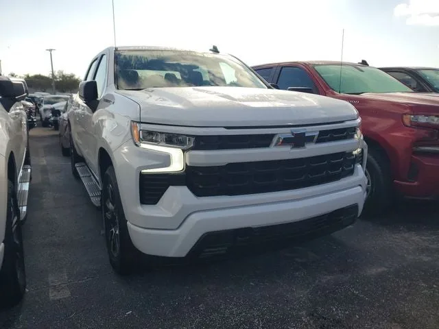 2024 Chevrolet Silverado 1500 RST photo 2
