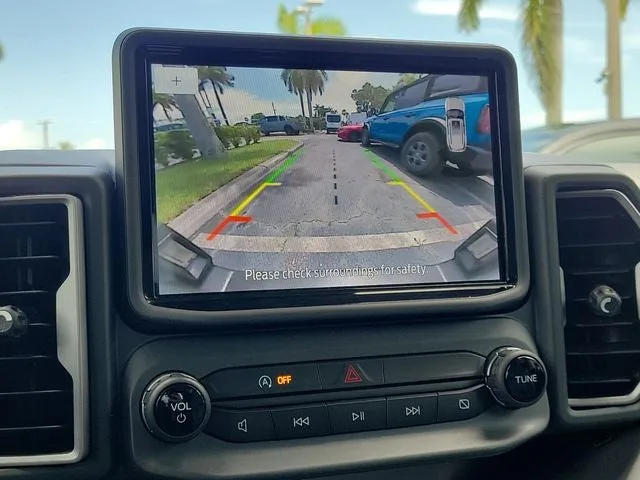 2022 Ford Bronco Sport Outer Banks photo 25