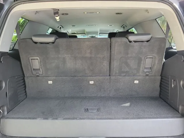 2019 Chevrolet Tahoe LT photo 8