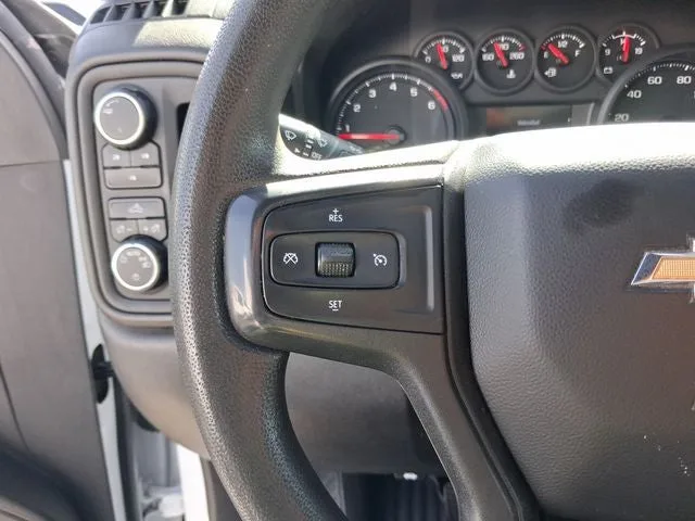 2022 Chevrolet Silverado 2500HD Custom photo 16
