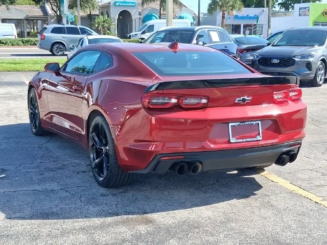 2023 Chevrolet Camaro LT1 photo 3