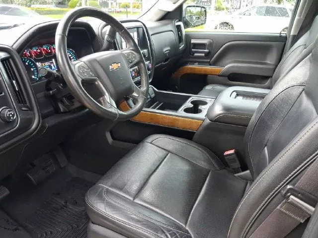 2017 Chevrolet Silverado 1500 LTZ 1LZ photo 10