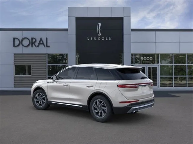 2024 Lincoln Corsair Premiere photo 4