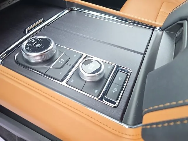 2024 Ford Expedition Platinum photo 29