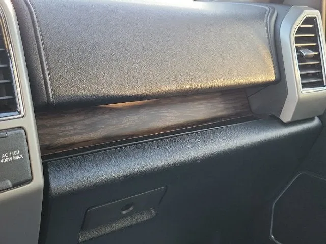 2019 Ford F-150 Lariat photo 30