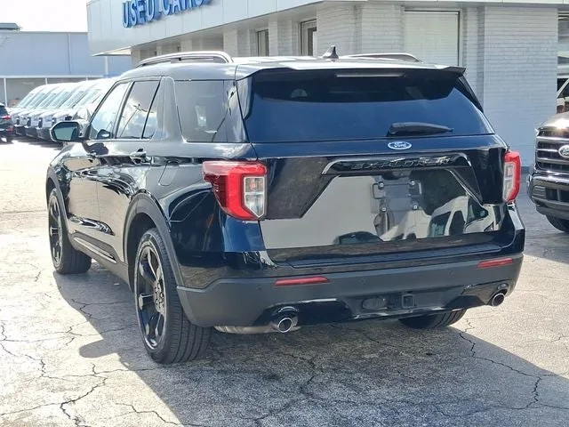 2023 Ford Explorer ST-Line photo 3