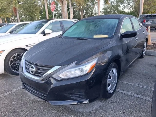 2016 Nissan Altima 2.5 S photo 3