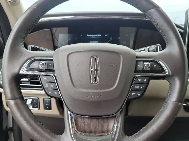 2023 Lincoln Navigator Reserve photo 21
