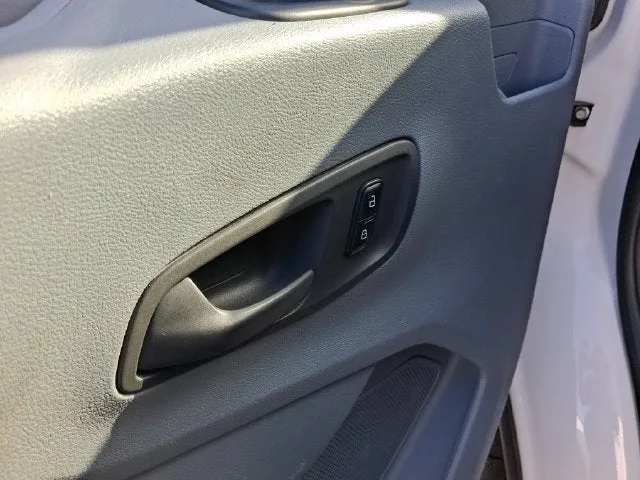 2019 Ford Transit-250 Base photo 12