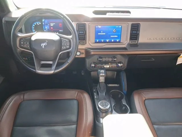 2023 Ford Bronco Outer Banks photo 7