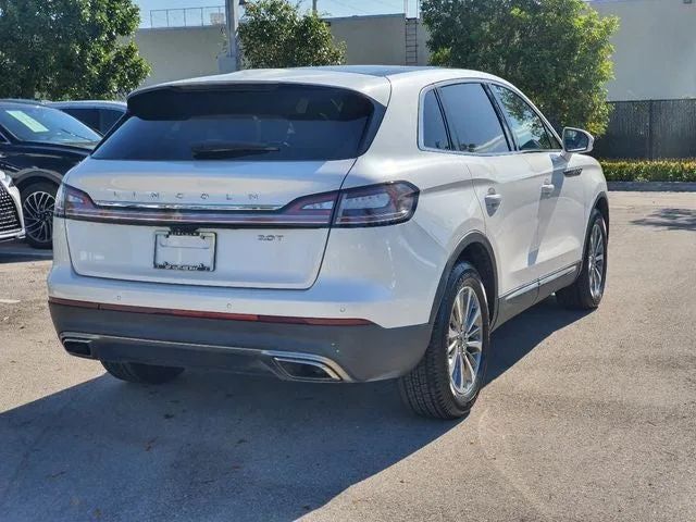 2019 Lincoln Nautilus Select photo 7