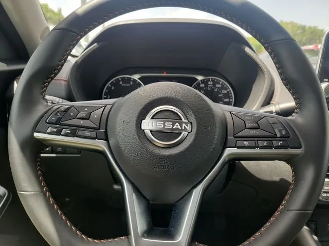 2025 Nissan Sentra SR photo 19