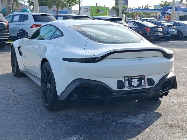 2020 Aston Martin Vantage Base photo 4