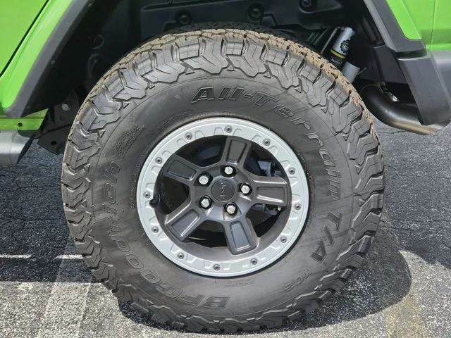 2025 Jeep Wrangler Rubicon 392 photo 8