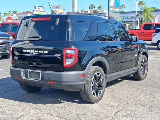 2021 Ford Bronco Sport Outer Banks photo 4