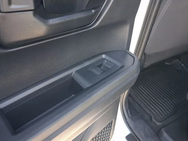 2024 Toyota Tacoma SR photo 10