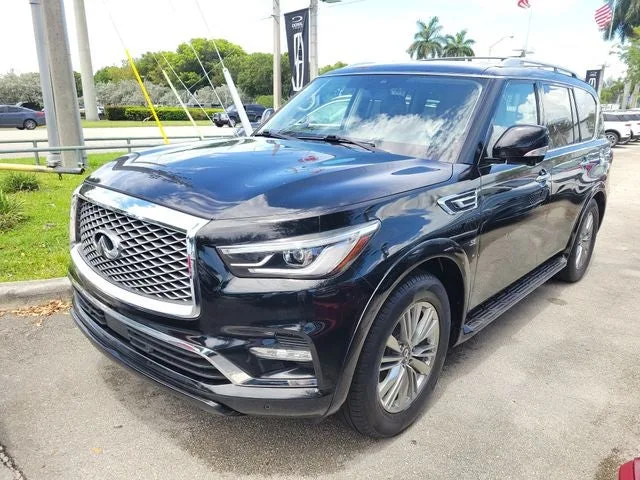2019 INFINITI QX80 LUXE photo 27