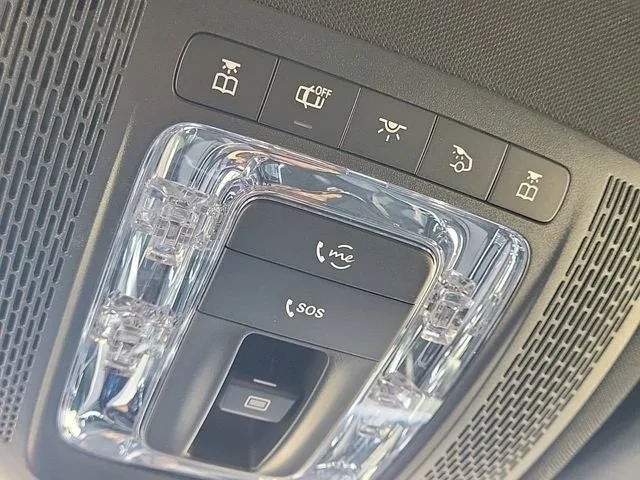 2023 Mercedes-Benz GLB GLB 250 photo 23