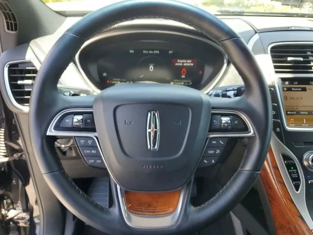 2019 Lincoln Nautilus Select photo 21