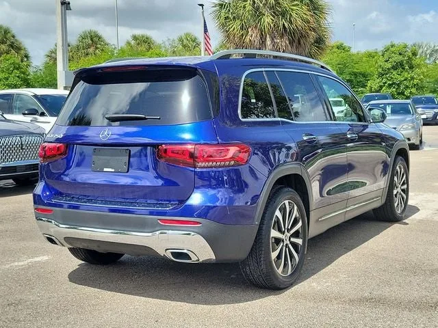 2023 Mercedes-Benz GLB GLB 250 photo 6
