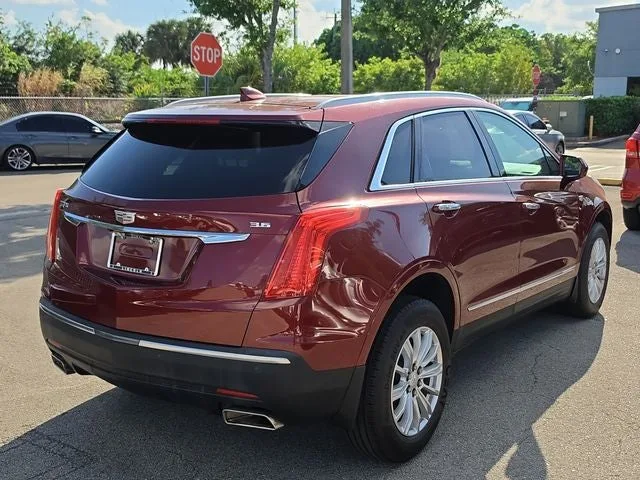 2018 Cadillac XT5 Base photo 3