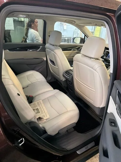 2023 Cadillac XT6 Premium Luxury photo 5