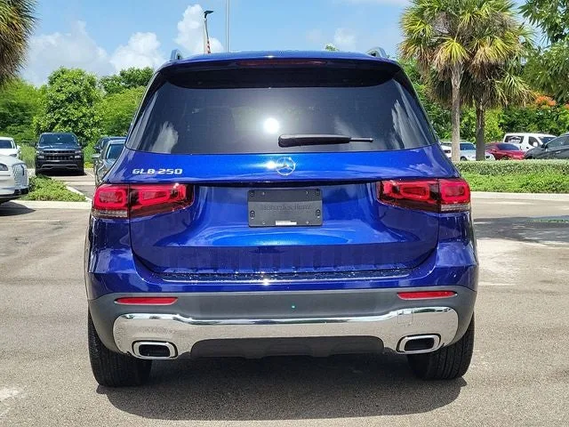 2023 Mercedes-Benz GLB GLB 250 photo 5