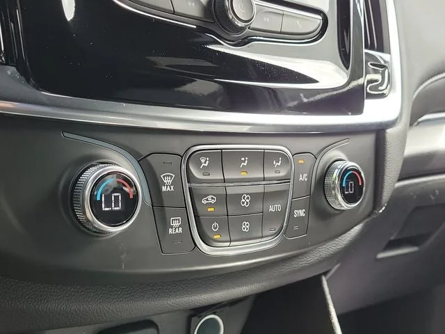 2023 Chevrolet Traverse LT 1LT photo 25