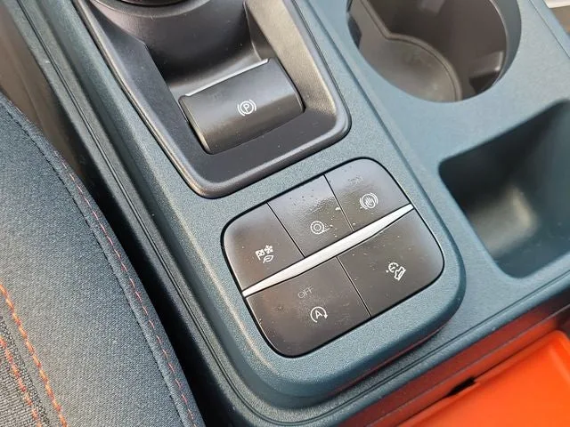 2023 Ford Maverick XLT photo 27