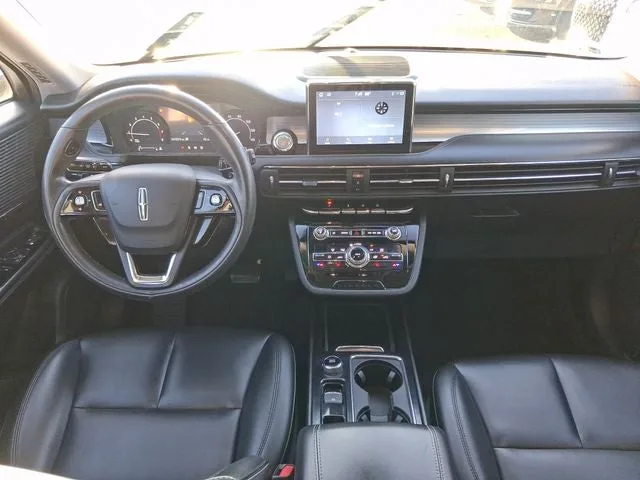 2021 Lincoln Corsair Standard photo 7