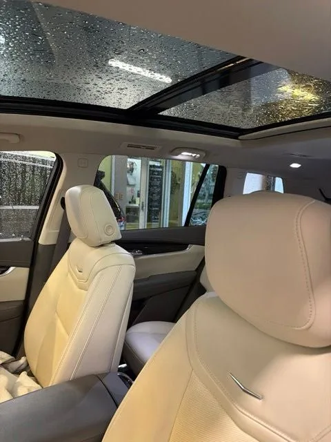 2023 Cadillac XT6 Premium Luxury photo 4